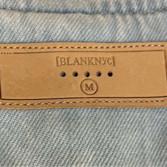 BLANK NYC WOMEN’S Unique Floral  Embroidered Jean Long Sleeve Jacket 
    SIZE M - Picture 12 of 16